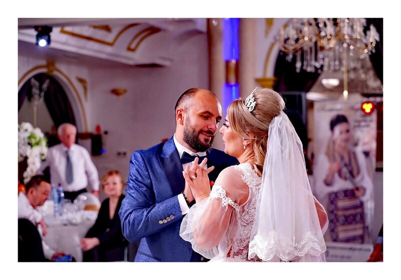 Fotograf, videograf, cabina foto, cameraman, drona, DJ, filmari.