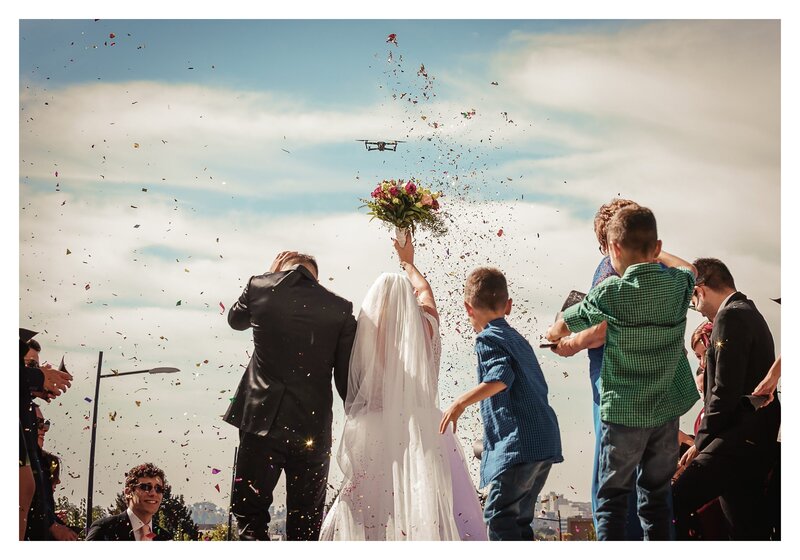 Fotograf, videograf, cabina foto, cameraman, drona, DJ, filmari.